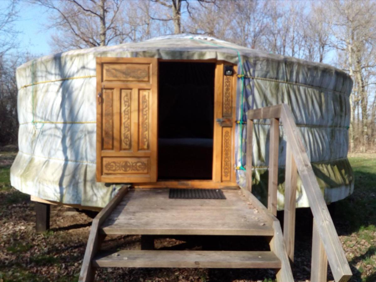 Le Pre Karvain Bed & Breakfast Couddes Екстериор снимка